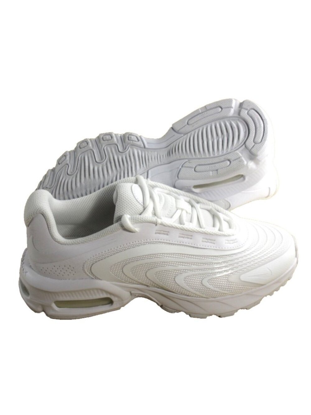 Women's Nike Air Max Fire Running Training Shoes Double White Black Size 6.5 NIB - Picture 2 of 7